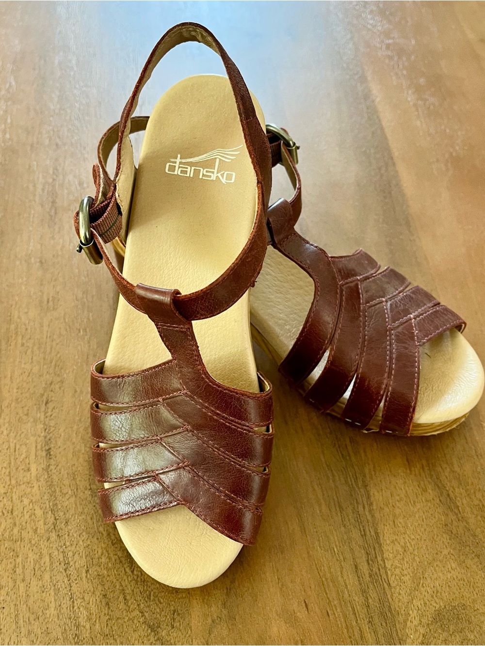 Dansko Womens Dark Brown/Maroon Leather Multi-Strap Slingback Sandals size 37